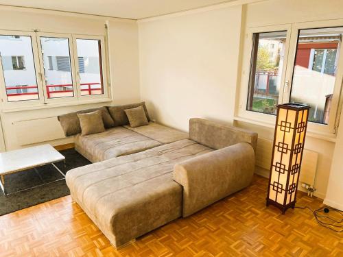 Huge City Center Apartment with Balcony in Zurich, Kars - Self Checkin, Curych (fotografie 2)