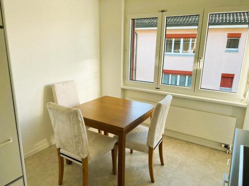 Huge City Center Apartment with Balcony in Zurich, Kars - Self Checkin, Curych (fotografie 6)