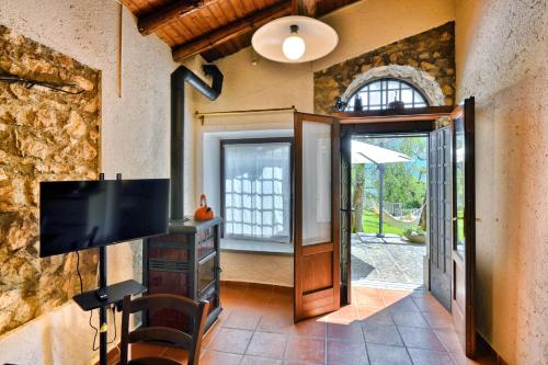 Facilities, Antica Limonaia by Theater Home in Gargnano