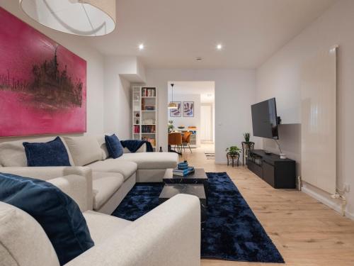 ALEXA Chic Design Apart up to 5 persons - Paid Parking - Superfast Wifi, Berlin (photo 11)