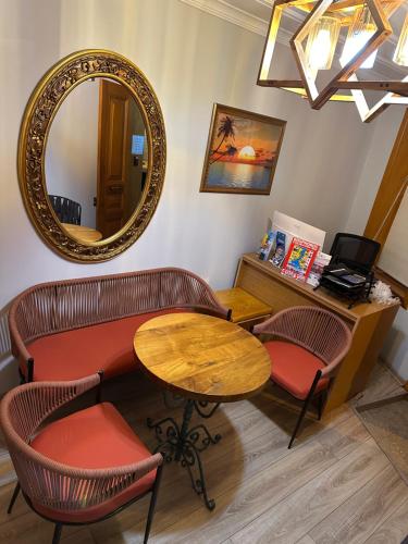 Tree house hotel Room Type - Small Double Room