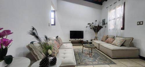One-Bedroom House image 4