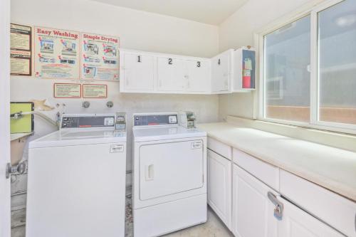 Four-Bedroom Apartment image 10