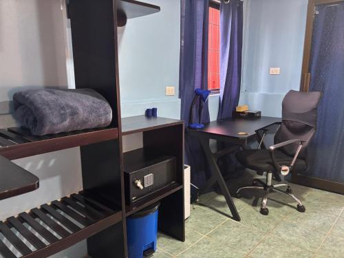 Pura Vida Aparment - Downtown La Fortuna, Фортуна (фото 6)