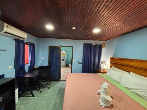Pura Vida Aparment - Downtown La Fortuna, Фортуна (фото 8)