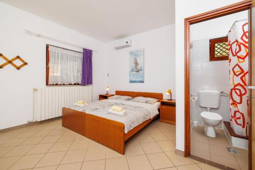 One-Bedroom Apartment - Ground Floor image 3
