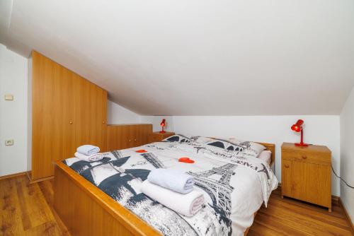 One-Bedroom Apartment with Terrace image 10