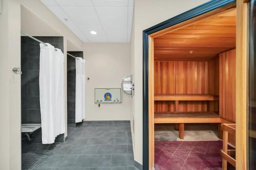 Upscale 3BR Near Disney - Pool and Hot Tub! - image 3