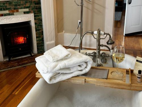 Alpine Bed and Breakfast - 화장실