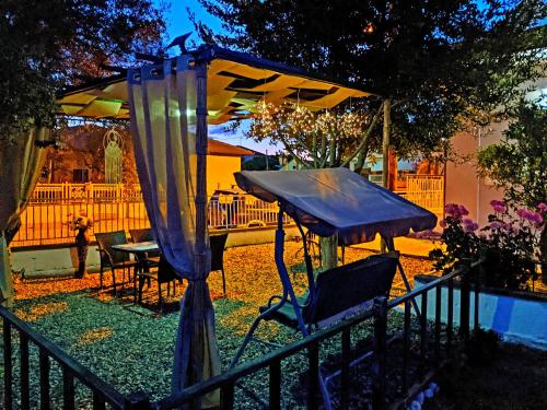 Dārzs, Summer House Rocinante 1 in Kallithea (Paralia)