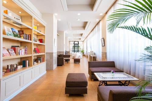 Közös társalgó / TV, Luke Plaza Hotel near Inasayama Observation Deck