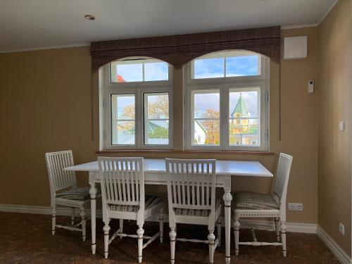 Kooli 7 - II floor sea view apartment with balcony in Haapsalu Old Town, Haapsalu (foto 3)