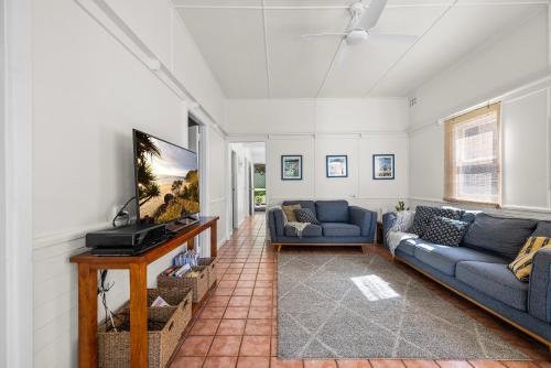 Mandys Cottage - 7 Memorial Avenue South West Rocks - Nambucca Heads Mandys Cottage - 7 Memorial Avenue South West Rocks - Nambucca Heads