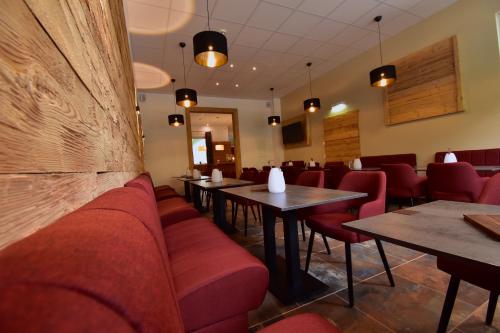 ผับ/เลาจน์, Sporthotel Zederhaus im Lungau in เซเดอร์เฮาส์