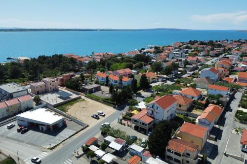 Apartments with a parking space Vrsi - Mulo Zadar - 3276