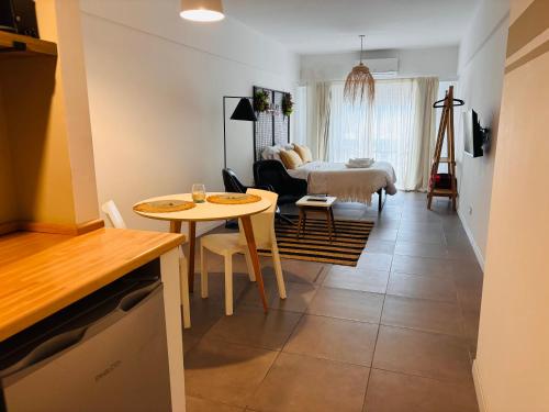 One-Bedroom Apartment image 3