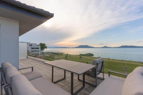 Heavens Gate Penthouse – khách sạn tại Fonyod