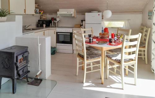 Kitchen, Holiday Home Grarisvej Thisted V in Norre Vorupor