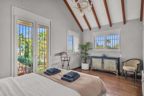 Villa in great location - Tap to explore photos