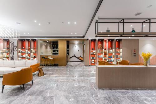 Atour Hotel Suzhou New District Huaihai Street in Suzhou