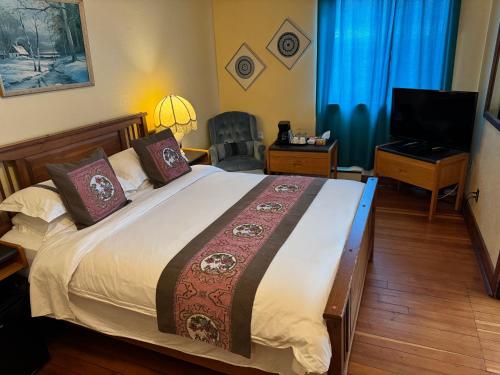 1 queen bed