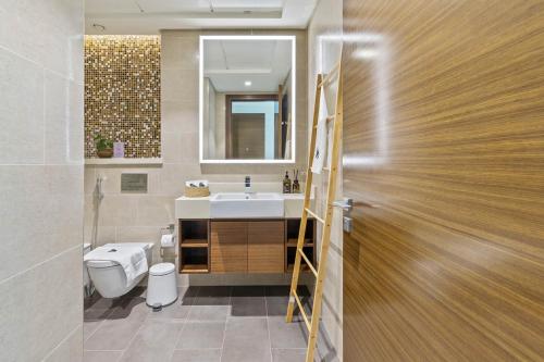 Spacious 1BR with Pool Gym and Kids Play Area - main image