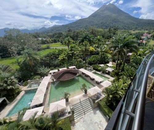 Ümbrus, The Royal Corin Thermal Water Spa & Resort -Adults in La Fortuna