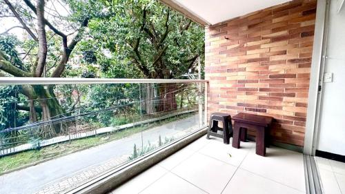 Apto Moderno en Laureles, Medellín (foto 5)