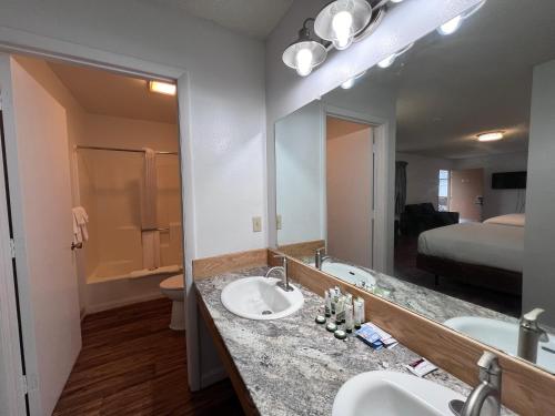 Sunrise Motor Inn