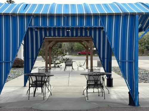 Sunrise Motor Inn in Cody