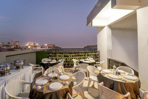 Restoran, Hotel Vedic Vista in Indore
