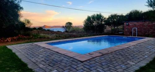 Fish Eagles Nest in 加里普大壩