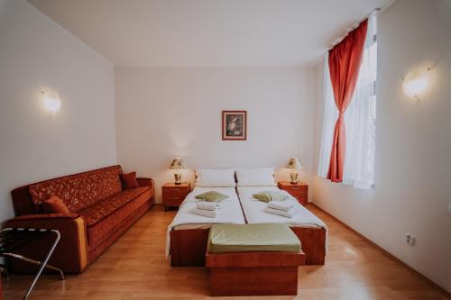 The Rooms by Dalia