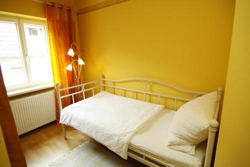 1 twin bed