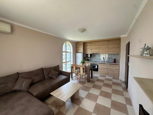 Anvers Apartments 4