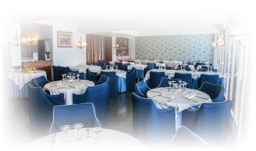 Hotel Ampolla Sol - image 12