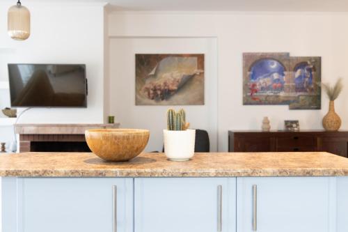 Luxury and Spacious apt for 8 guests New features April 2025, Atény