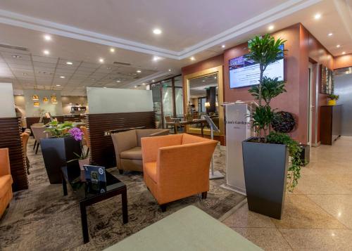 Lion's Garden Hotel - image 11