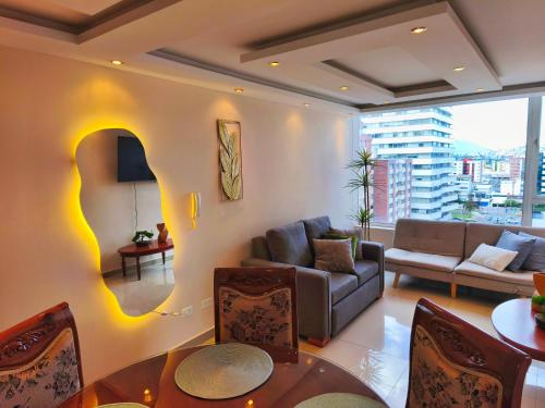 Three-Bedroom Deluxe Apartment image 9