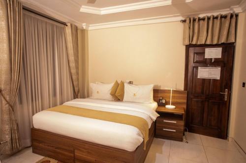Deluxe Room room in Parkview Hotel