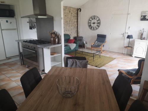 Villa L'Oustalet in Comigne