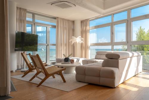 2 bedrooms, 3 beds