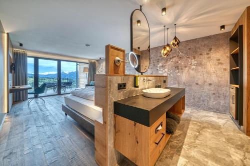Suite with Mountain View
