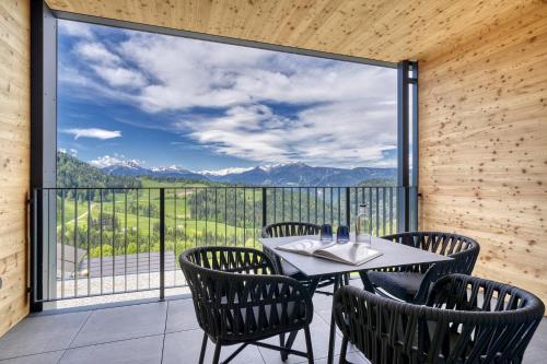 Junior Suite with Mountain View