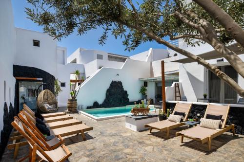 Plastiras Rooms, Santorini