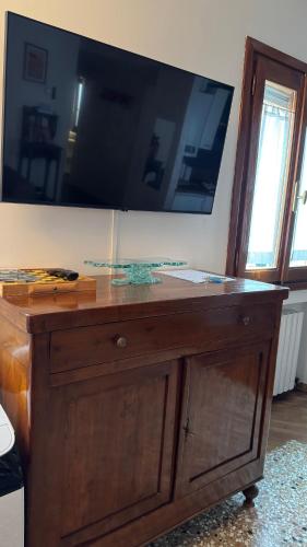 One-Bedroom Apartment image 7
