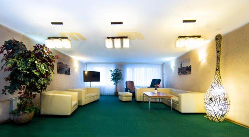 Volna Hotel - image 9