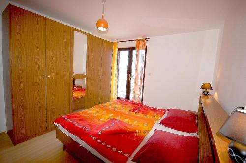 Apartments Nikky - image 4
