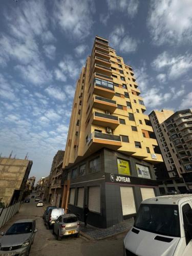 Oran Appart proche Meridien in Akid Lotfi