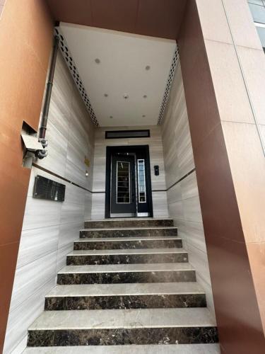 Oran Appart proche Meridien in Akid Lotfi